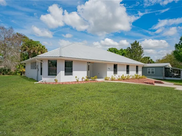 1063 Mayford Lake Rd, Moore Haven, FL 33471