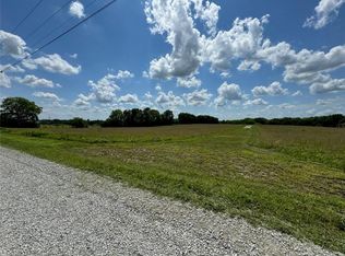 21600 S Knight Rd, Peculiar, MO 64078