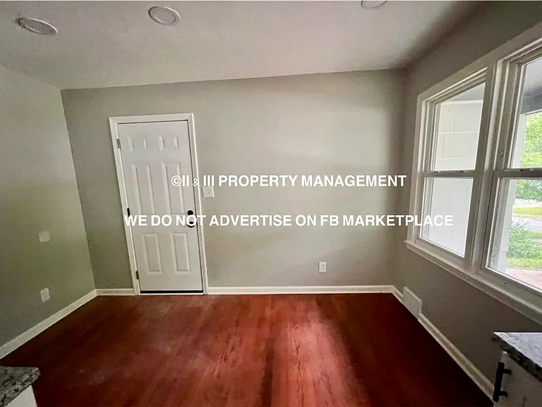 7306 Glenwood Ln — Photo 7