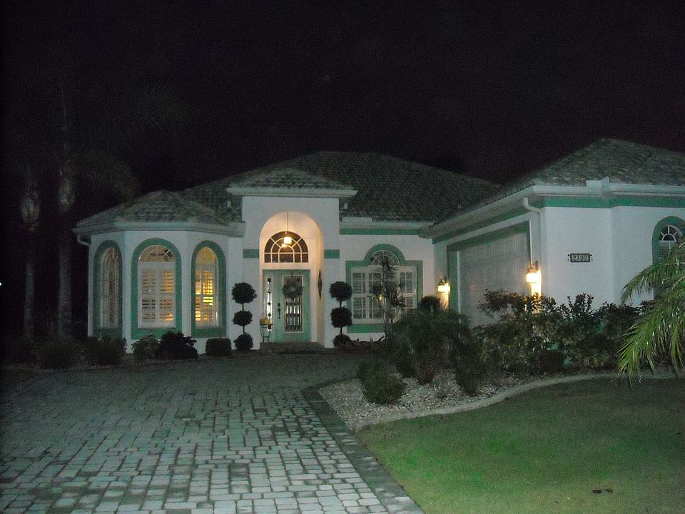 tile roof & paver driveway