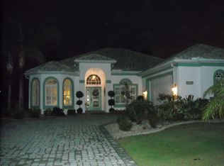 2302 Platinum Dr, Sun City Center, FL 33573