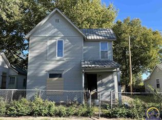 1514 SE 4th St #1/2, Topeka, KS 66607