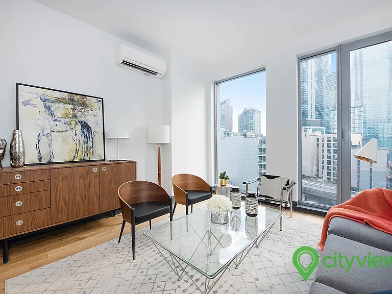 42-20 27th St #1801 — Photo 3