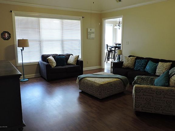 4th image of 7427 Wisteria Dr