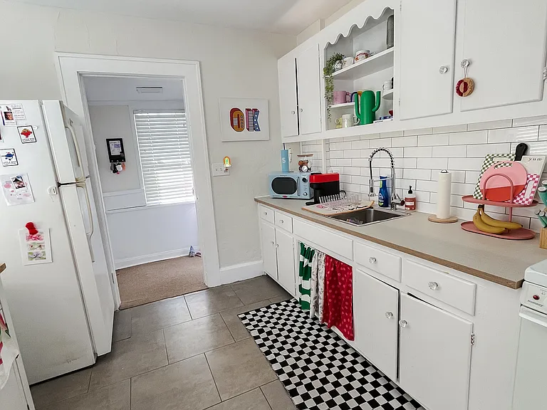 810 27th Ave N #2 — Photo 8