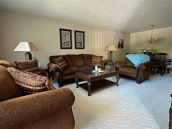 3rd image of 2221 Norwegian Dr APT 35