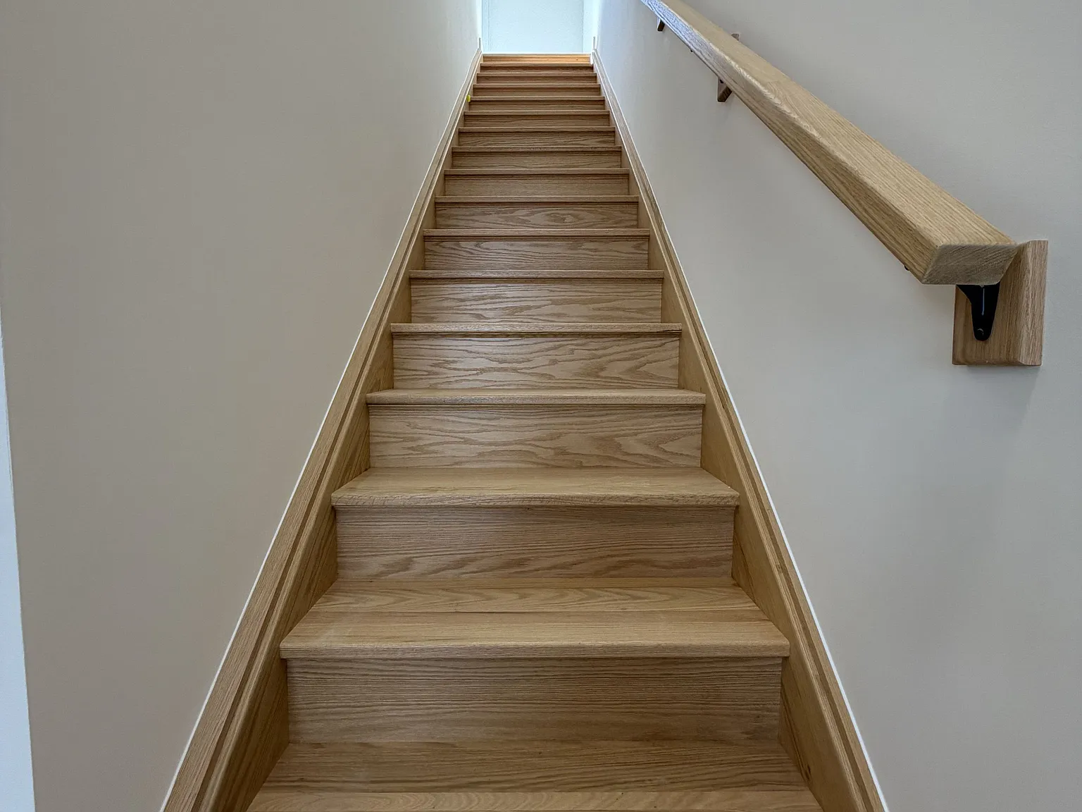 2 bed, $2,400 — Photo 3