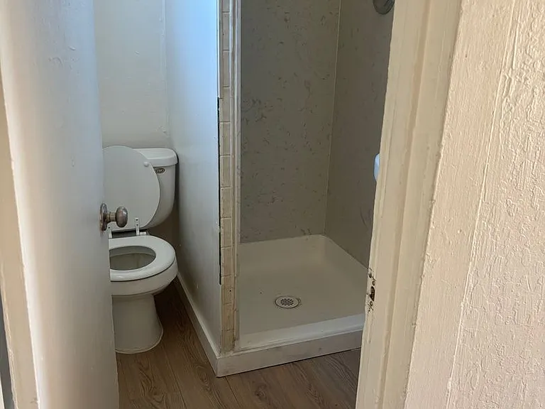 1631 N Carson St #15 — Photo 2
