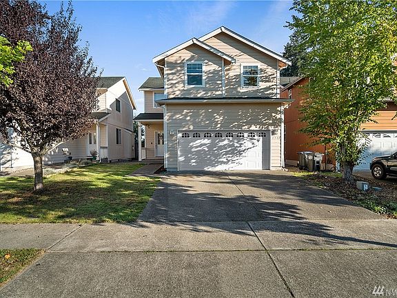 3rd image of 4518 20th Way NE