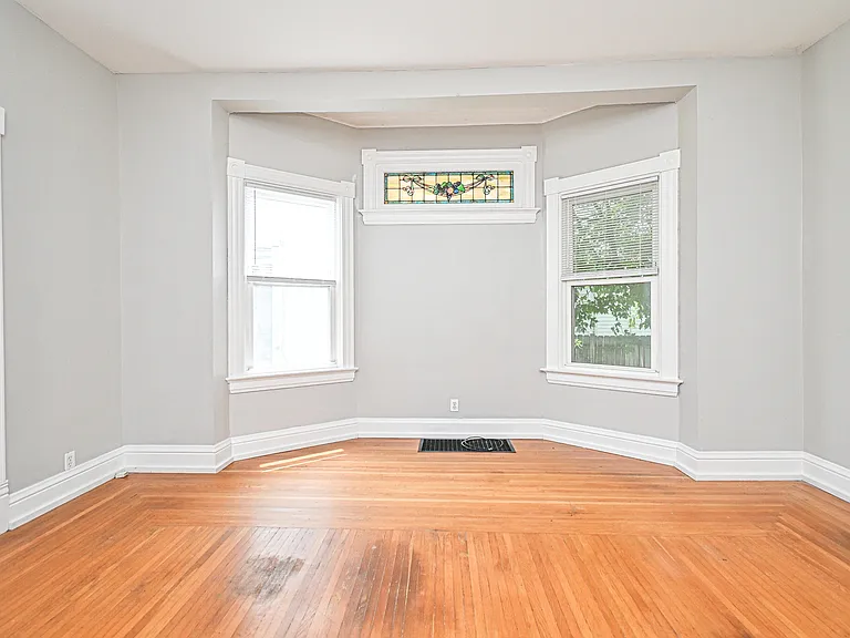 4221 Bell St — Photo 11