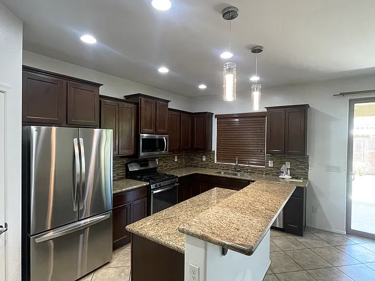 4425 E Muriel Dr — Photo 44