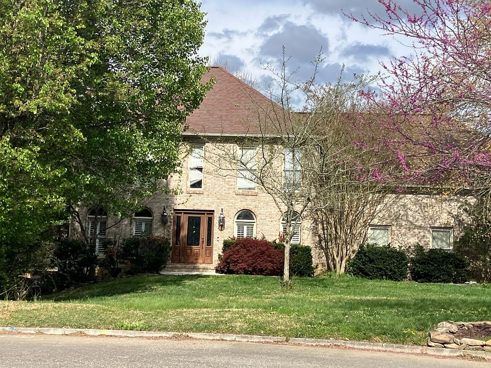 1st image of 5813 Penshurst Ct