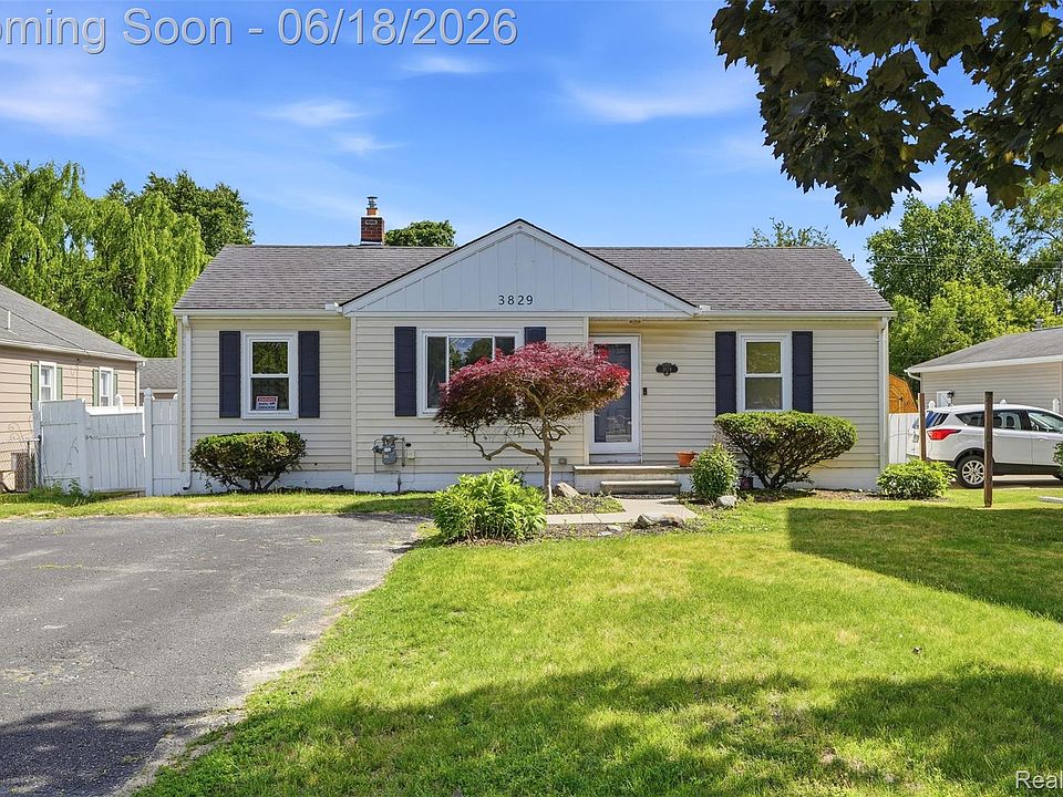 1st image of 3829 W Auburn Rd