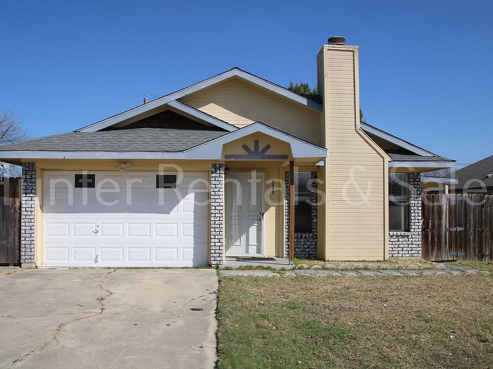 1st image of 2205 Cimmaron Dr