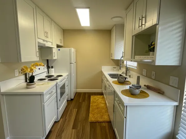 Montebello Villas