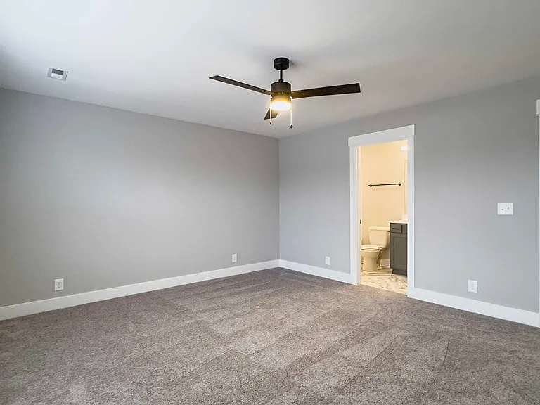 406 Jonathan Wade Cir — Photo 16