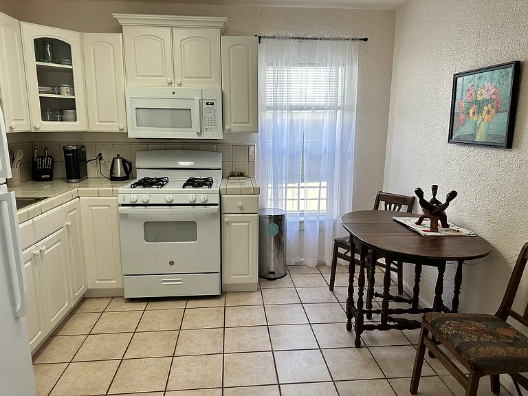 1255 A St #D — Photo 8