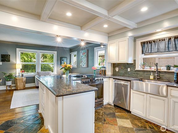 4th image of 820 S Trafton Street