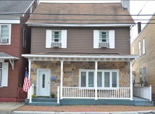 526 E Grand Ave, Tower City, PA 17980
