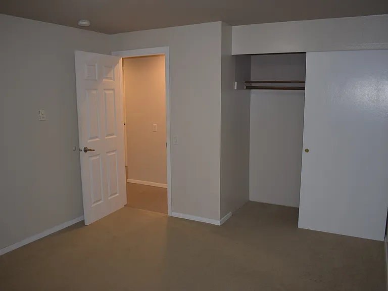 6107 NE 194th Pl #4 — Photo 11