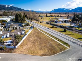 1418 E Moore St, Sedro Woolley, WA 98284