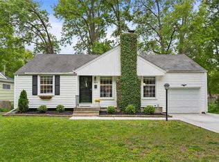4809 W 70th St, Prairie Village, KS 66208