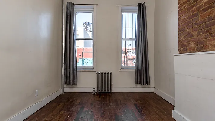 Rented by Nooklyn NYC LLC | media 3