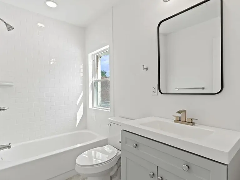 4149 Lancaster Ave — Photo 5