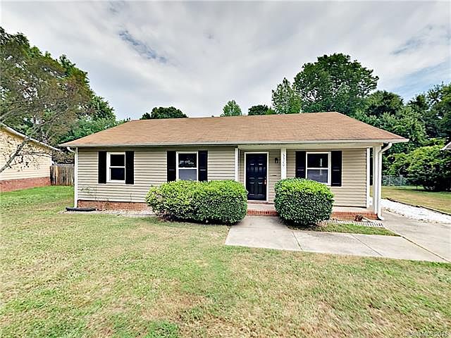 1st image of 5320 Rolling Oak Ln
