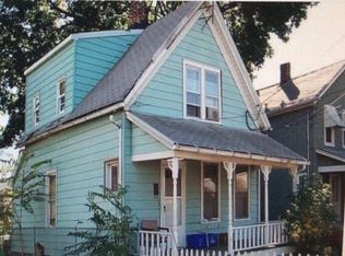 6 Hastings Pl, Hempstead, NY 11550