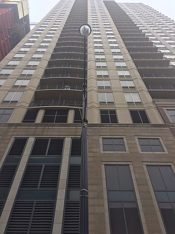 1st image of 1111 S Wabash Ave APT 1206