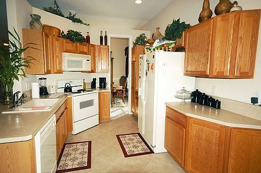 Kitchen - Wood Cabinetry