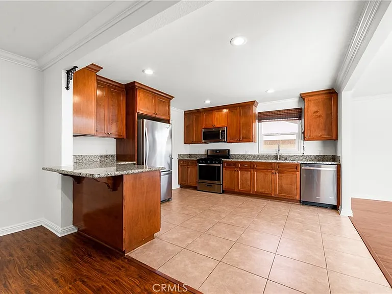 5892 Meadowlark Dr — Photo 10