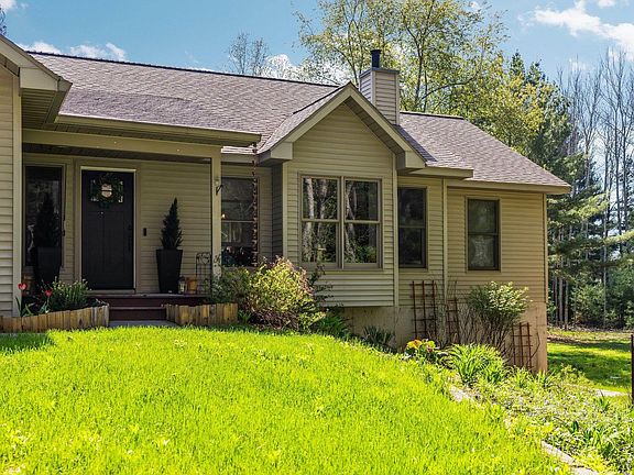 2nd image of 2187 River Highlands Ln