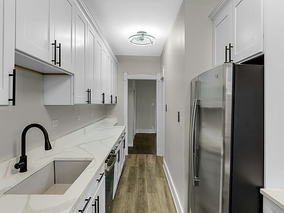 2nd image of 6360 S Greenwood Ave #3