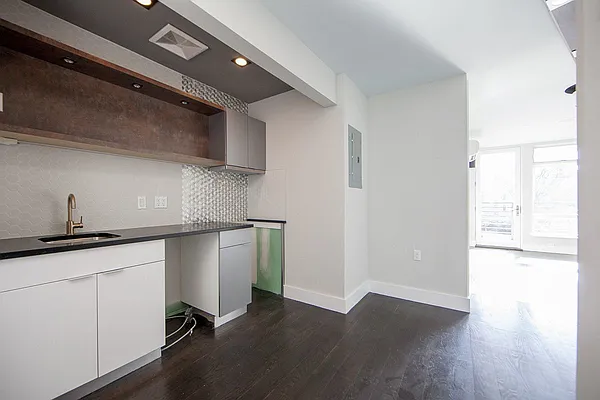 Rented by Brooklyn Group | media 20