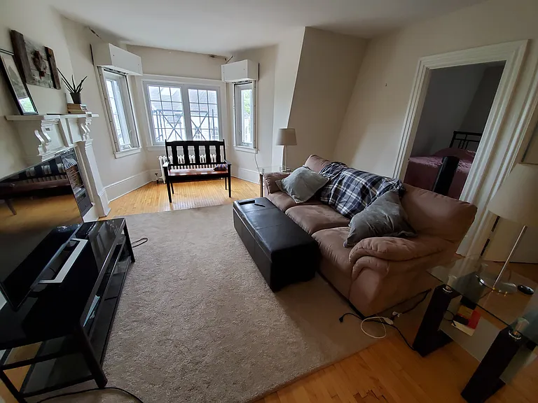 174 Earl St #8 — Photo 16