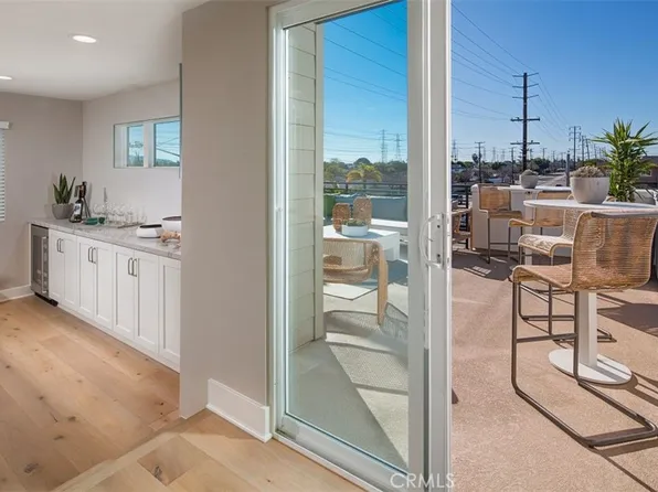 2907 Fisk Ln, Redondo Beach, CA 90278