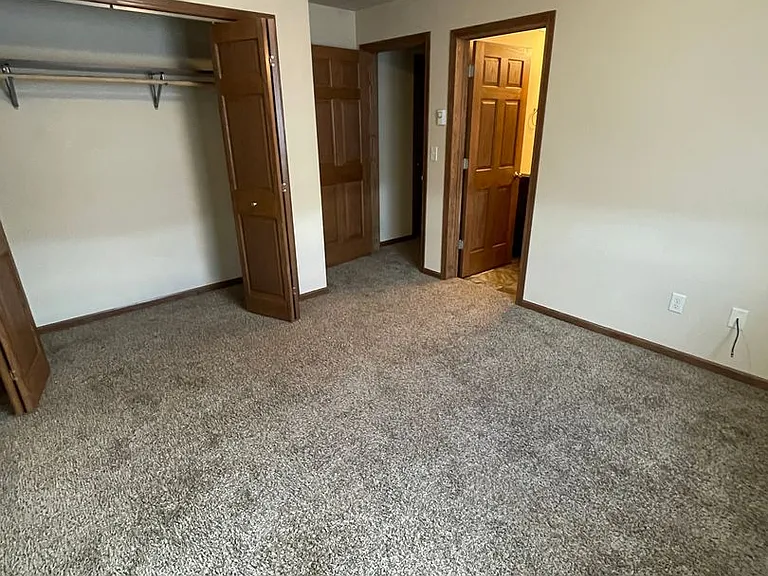 4210 Kateland St — Photo 28