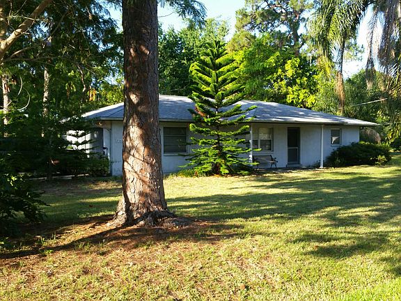 3rd image of 2362 Doud St