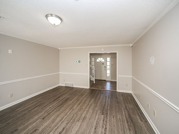 4th image of 4481 Tracy Lynn Dr