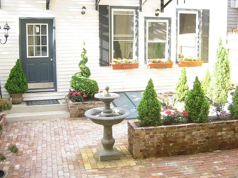 112 Morris St #10 — Photo 11