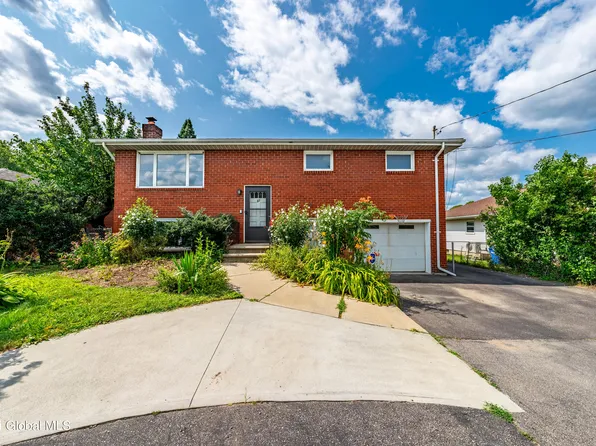 31 Briar Ave, Albany, NY 12203