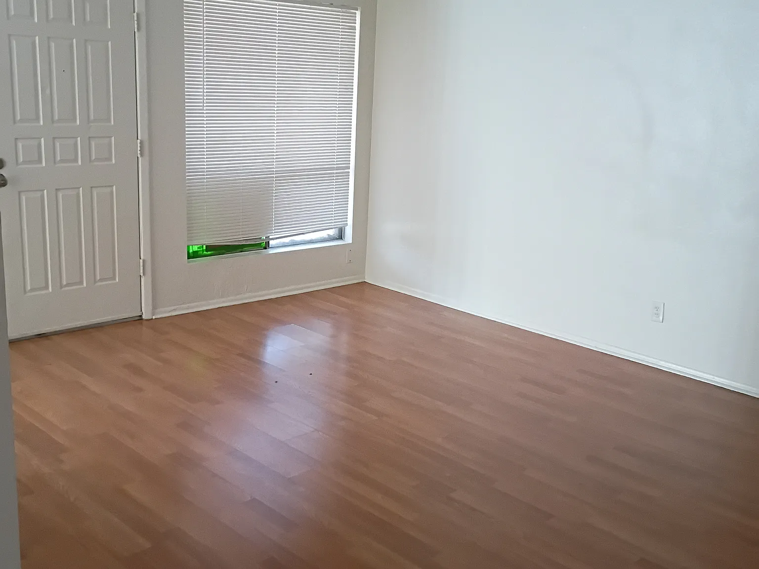 2 bed, 976 sqft, $1,495 — Photo 3