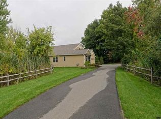 44 Empire Dr, Schenectady, NY 12309