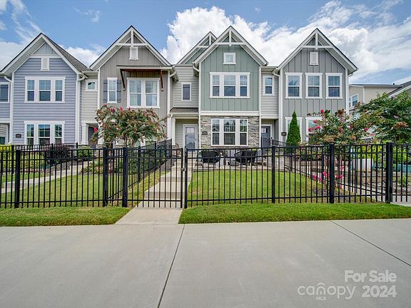 4th image of 2510 Lydia Ave