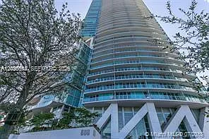Marinablue Condo — Photo 1