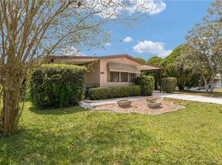 1214 Dustin Dr, Lady Lake, FL 32159