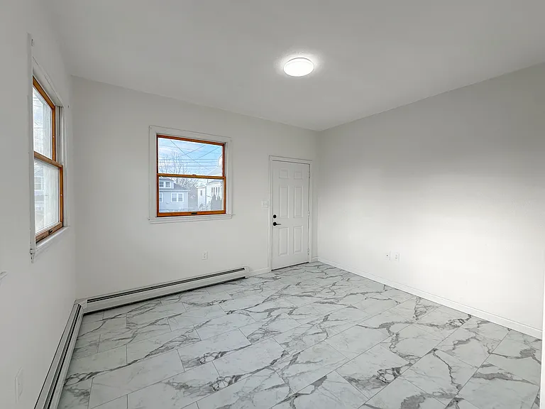 35 Hichborn St #1 — Photo 13