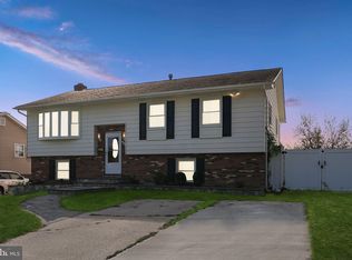 6805 Sunset Ter, Lanham, MD 20706